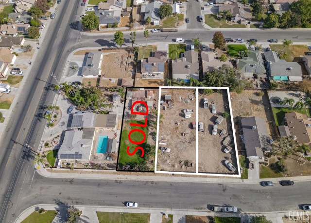 Property at 5712 Osborne St, Bakersfield, CA 93307