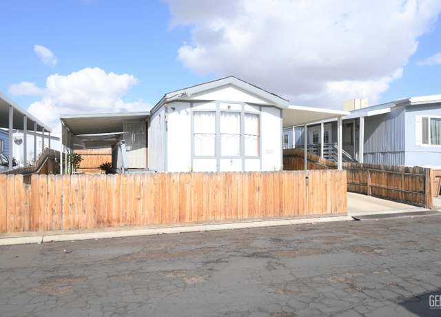 Property at 6601 Eucalyptus Dr #300, Bakersfield, CA 93306, 2 beds, 1 bath