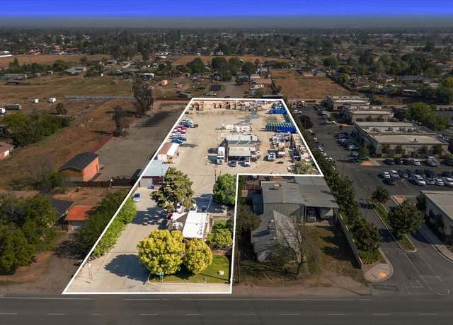 Property at 9930 Brimhall Rd, Bakersfield, CA 93312, 3 beds, 2 baths