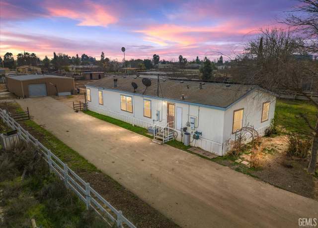 Property at 4758 Cannon St, Bakersfield, CA 93314, 4 beds, 2 baths