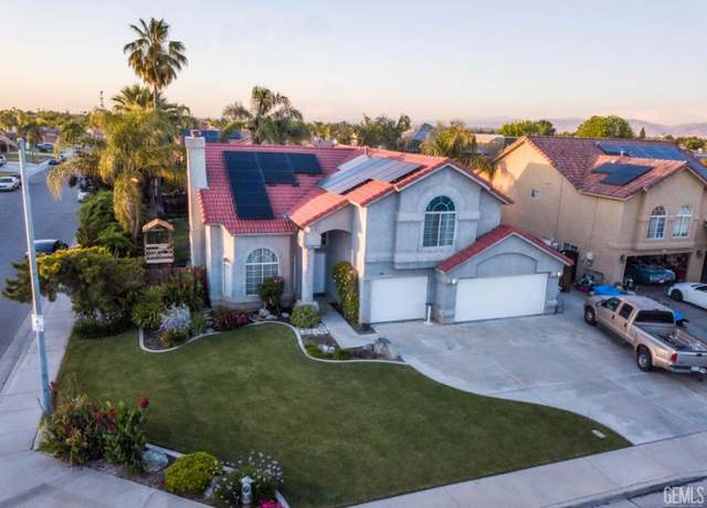 Property at 1514 Park City Ave, Bakersfield, CA 93307, 3 beds, 3 baths