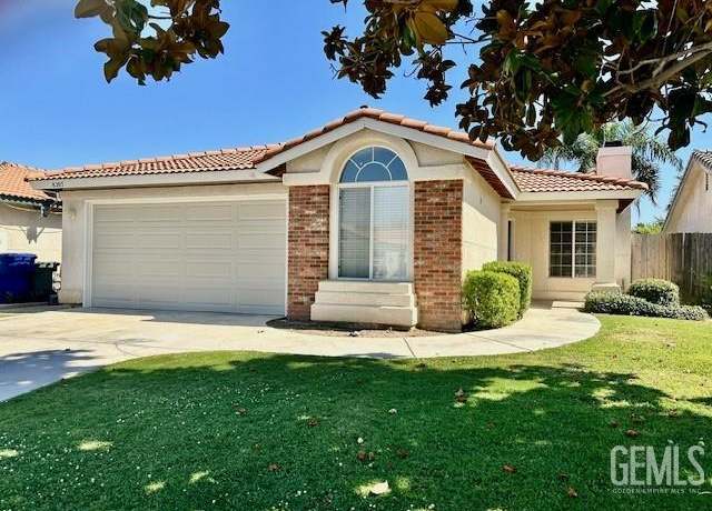 Property at 8207 Essex Ct, Bakersfield, CA 93311, 4 beds, 2 baths