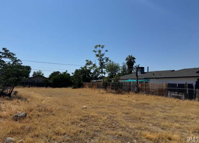Property at 312 Northrup St, Bakersfield, CA 93307