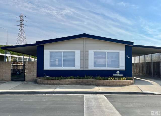 Property at 400 E Roberts Ln #30, Bakersfield, CA 93308, 2 beds, 2 baths