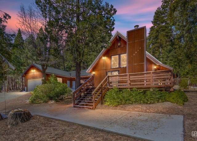Property at 10511 Holly Dr, Wofford Heights, CA 93285, 3 beds, 2 baths