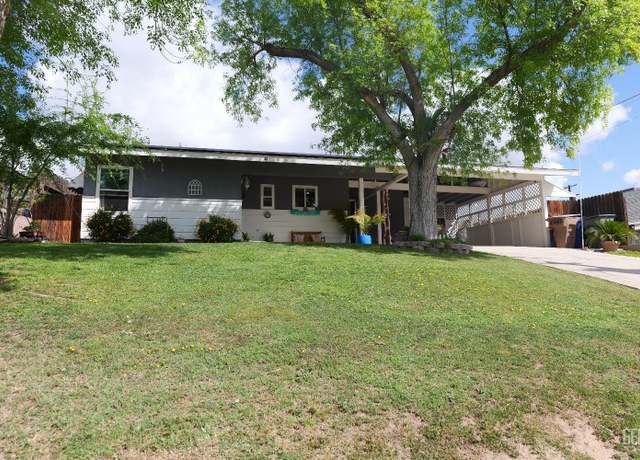 Property at 2460 E Corto St, Bakersfield, CA 93306, 3 beds, 2 baths