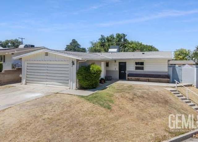 Property at 3116 Saint Marys St, Bakersfield, CA 93305, 3 beds, 2 baths