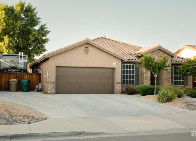 Property at 9512 Four Pines Dr, Shafter, CA 93263, 4 beds, 2 baths