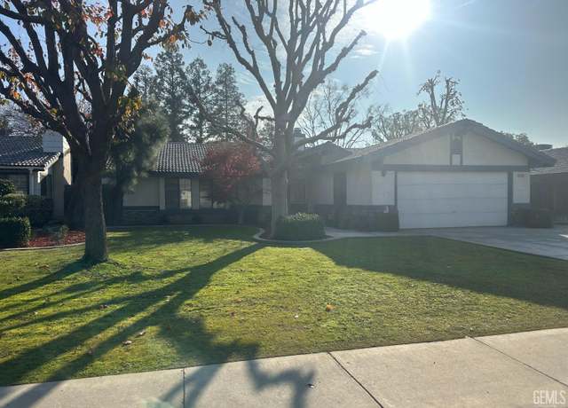 Property at 7205 Bandolero Way, Bakersfield, CA 93308, 3 beds, 2 baths