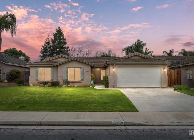 Property at 9709 Commodore Dr, Bakersfield, CA 93312, 3 beds, 2 baths