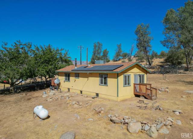 Property at 3511 Erskine Creek Rd, Lake Isabella, CA 93240, 2 beds, 1 bath