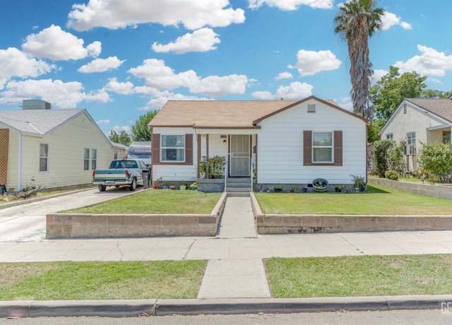 Property at 111 E Woodrow St, Taft, CA 93268, 3 beds, 2 baths