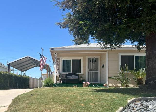Property at 1803 Carrere St, Bakersfield, CA 93308, 2 beds, 1 bath