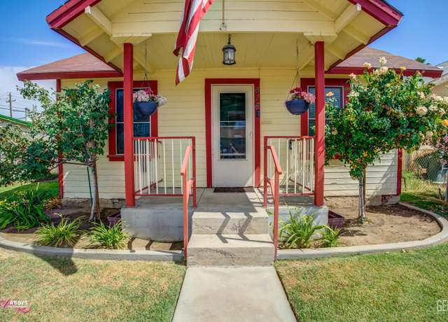 Property at 416 Decatur St, Bakersfield, CA 93308, 3 beds, 1 bath