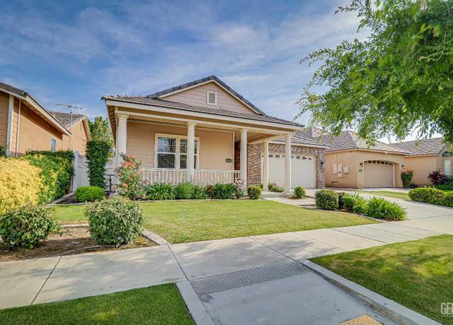 Property at 14703 Trumpetvine Pl, Bakersfield, CA 93314, 3 beds, 2 baths