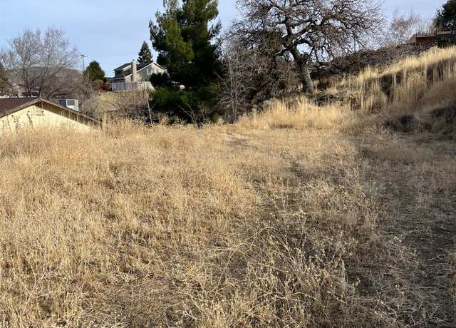 Property at 22450 Vaquero Dr, Tehachapi, CA 93561