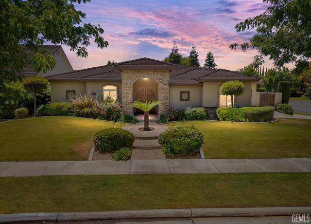 Property at 11209 Bardon HIll Dr, Bakersfield, CA 93312, 4 beds, 2 baths