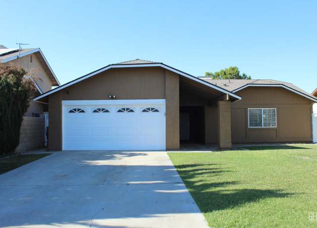Property at 2200 Butterfield Ave, Bakersfield, CA 93304, 3 beds, 2 baths