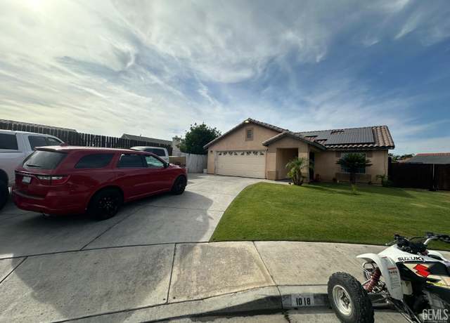 Property at 1018 N Berryessa Ct, Bakersfield, CA 93307, 3 beds, 2 baths