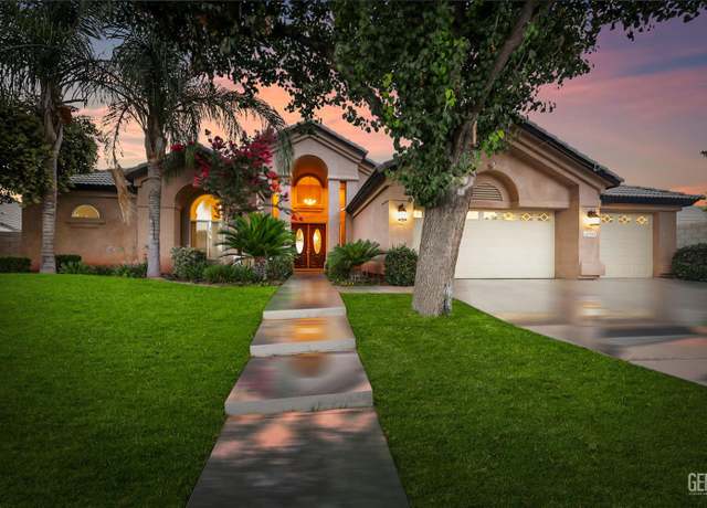 Property at 12504 Crown Crest Dr, Bakersfield, CA 93311, 5 beds, 3 baths