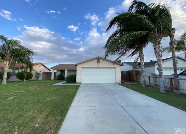 Property at 1519 Berkshire Rd, Bakersfield, CA 93307, 3 beds, 2 baths