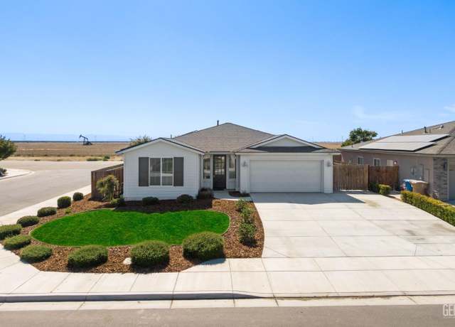 Property at 5817 Eiffel Pl, Bakersfield, CA 93311, 3 beds, 2 baths