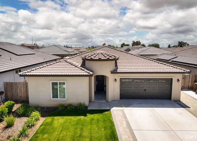 Property at 8317 Littleton St, Bakersfield, CA 93314, 4 beds, 3 baths