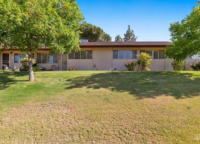 Property at 2848 Summit Cir, Bakersfield, CA 93306, 2 beds, 2 baths