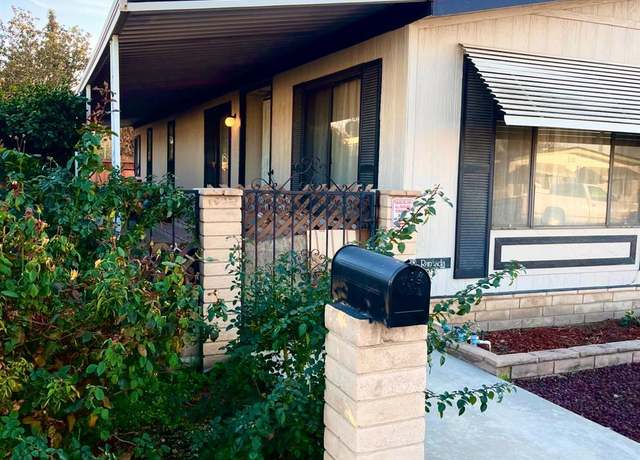 Property at 609 42nd St, Bakersfield, CA 93301, 2 beds, 2 baths