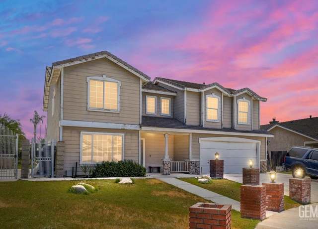 Property at 4812 Churchill Downs Ct, Bakersfield, CA 93312, 5 beds, 3 baths