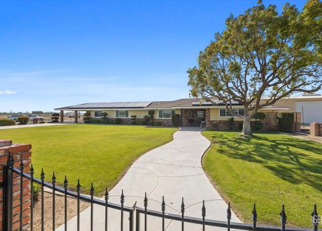 Property at 17403 Beech Ave, Shafter, CA 93263, 3 beds, 2 baths