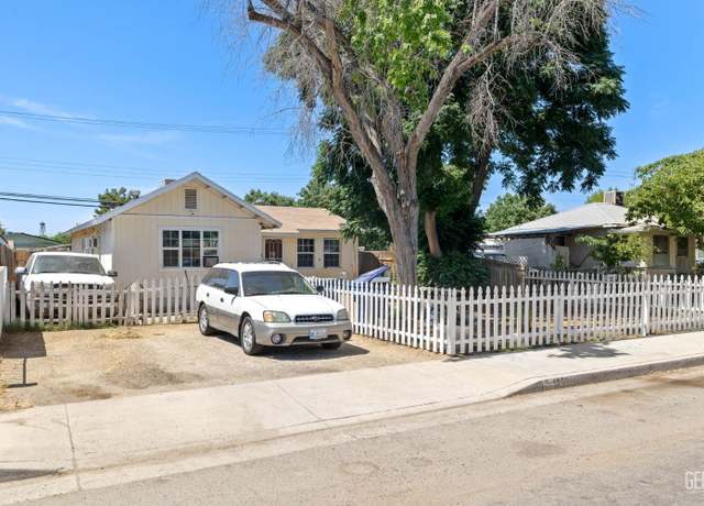 Property at 1209 Woodrow Ave, Bakersfield, CA 93308, 3 beds, 2 baths