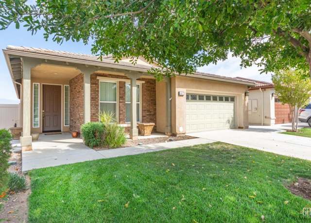 Property at 6107 Saint John Pl, Bakersfield, CA 93306, 2 beds, 2 baths