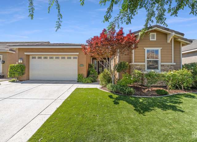 Property at 14621 Trumpetvine Pl, Bakersfield, CA 93314, 3 beds, 2 baths