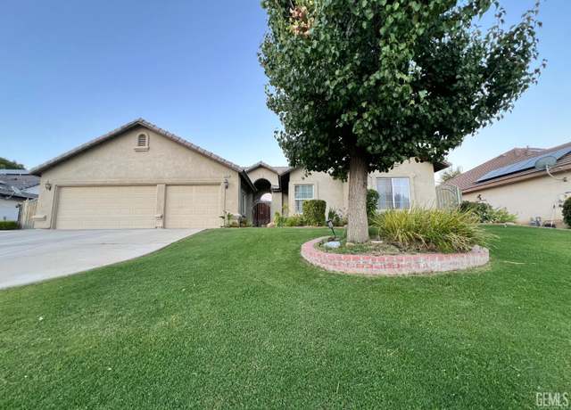Property at 3205 Petite Sirah St, Bakersfield, CA 93306, 4 beds, 3 baths