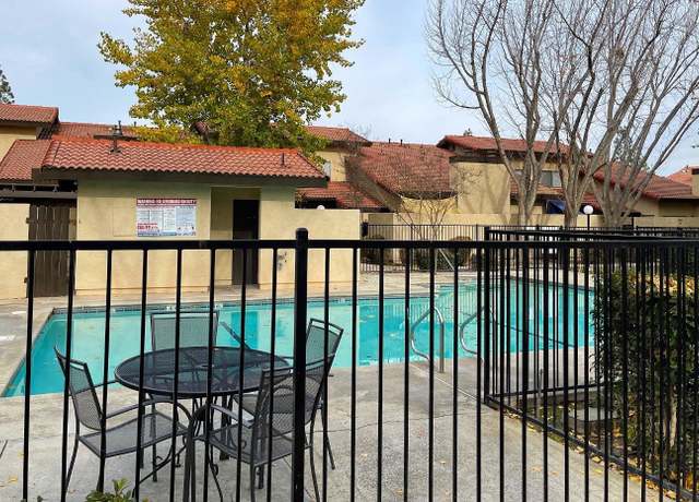 Property at 6700 N Nottingham Ln #23, Bakersfield, CA 93309, 2 beds, 2 baths