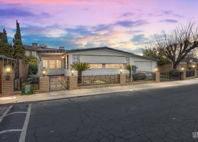 Property at 3601 S Chester Ave #1, Bakersfield, CA 93304, 2 beds, 1.75 baths