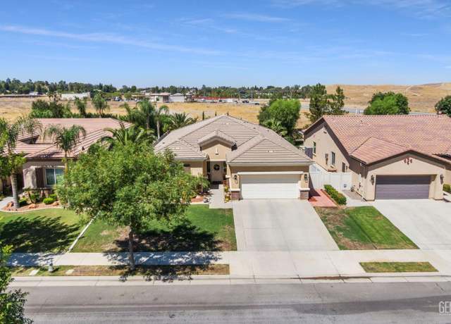 Property at 5900 River Birch Dr, Bakersfield, CA 93306, 2 beds, 2 baths