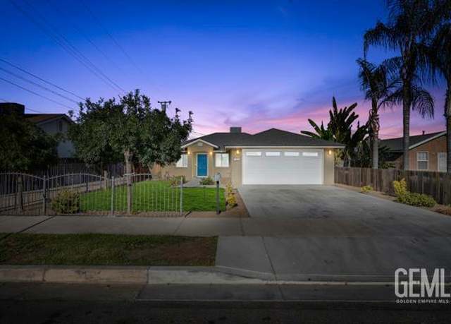 Property at 236 N Grant St, Shafter, CA 93263, 3 beds, 2 baths