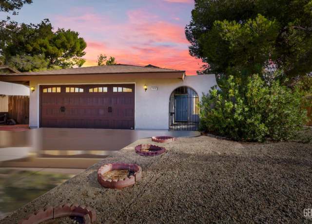 Property at 1016 Las Cruces Ave, Ridgecrest, CA 93555, 3 beds, 2 baths