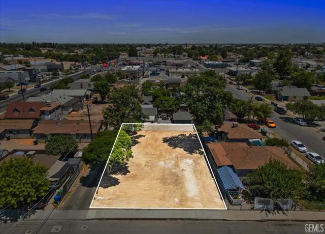 Property at 188 N Wall St, Shafter, CA 93263
