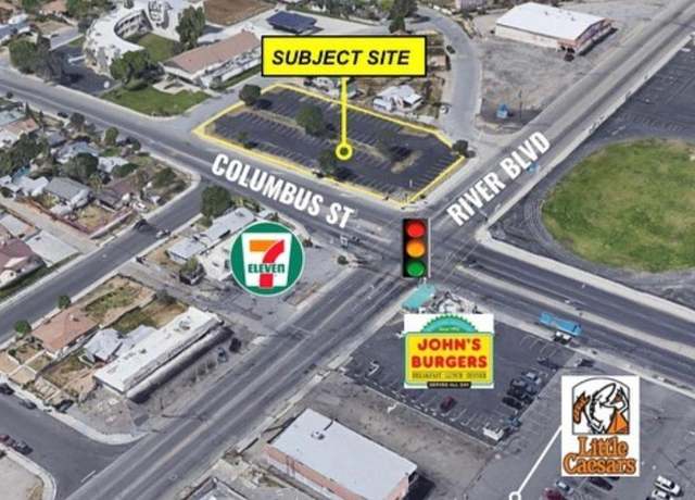 Property at 812 Columbus St, Bakersfield, CA 93305