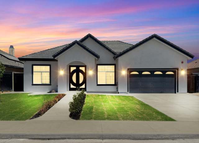 Property at 12712 Molokai Dr, Bakersfield, CA 93312, 4 beds, 4 baths