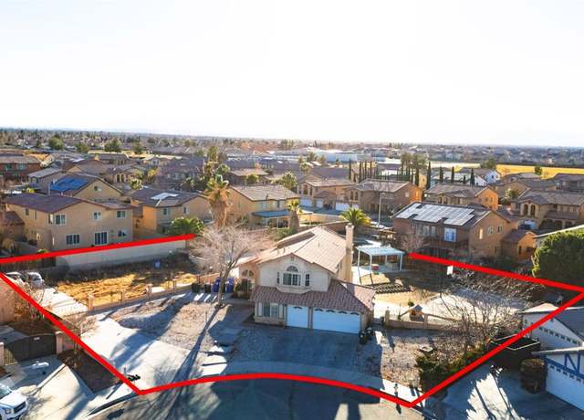 Property at 12753 Cardinal Ct, CA 92392, 4 beds, 3 baths