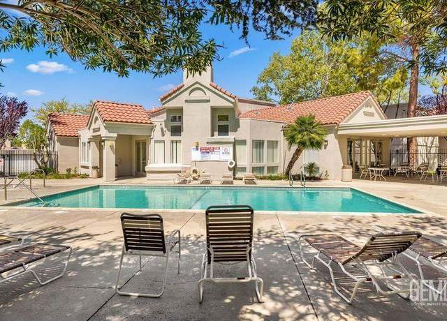Property at 2823 W K-12 Ave, Lancaster, CA 93536, 2 beds, 2 baths