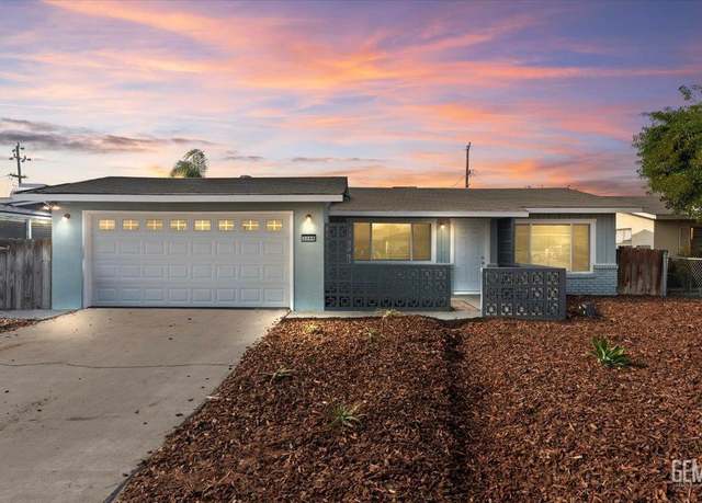 Property at 3209 Agate St, Bakersfield, CA 93304, 3 beds, 2 baths