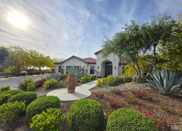 Property at 12008 Marquise Drive Dr, Bakersfield, CA 93306, 5 beds, 3 baths