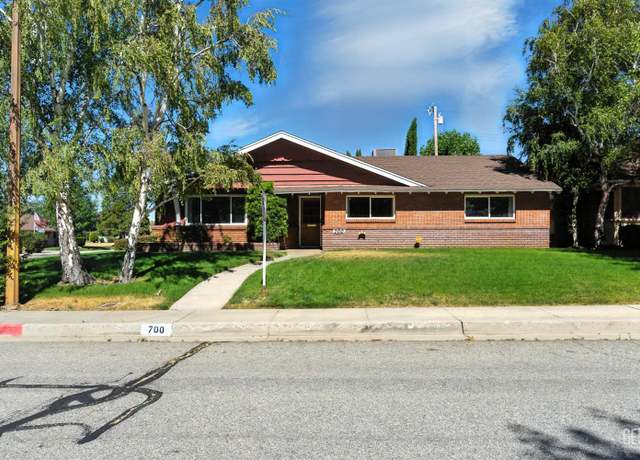 Property at 700 Mulberry St, Tehachapi, CA 93561, 3 beds, 1.75 baths
