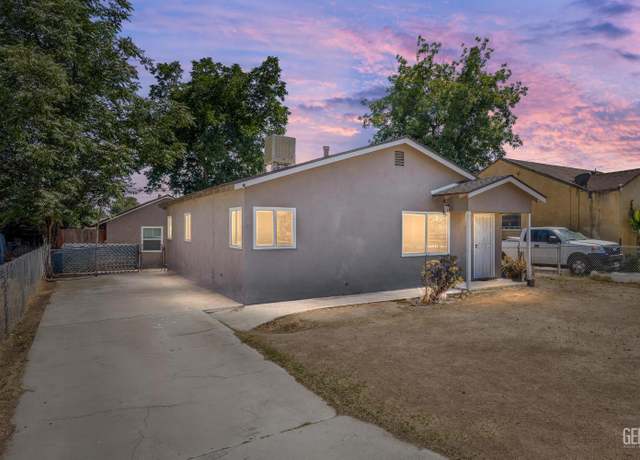 Property at 509 Crawford St, Bakersfield, CA 93305, 4 beds, 2.5 baths