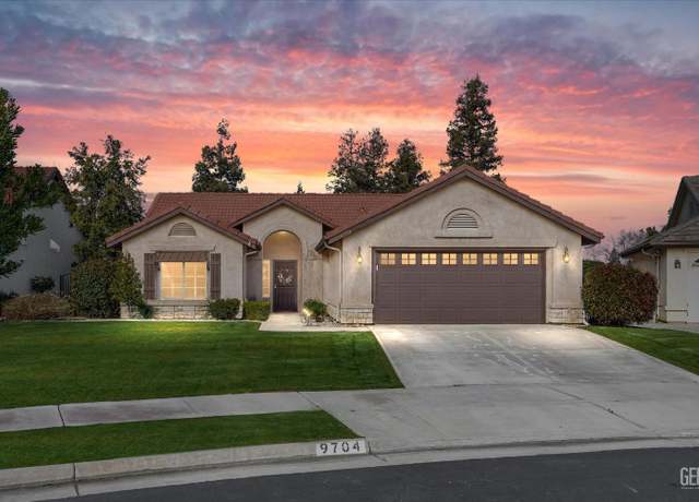 Property at 9704 Portland Rose Ave, Bakersfield, CA 93311, 2 beds, 2 baths